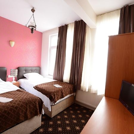Akdeniz Hotel Istanbul Exterior photo